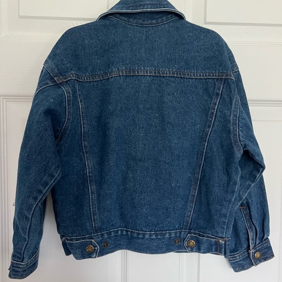 Vintage Size 6 Bugle Boy denim jacket.  Patches.  Snap buttons. - Picture 6 of 6